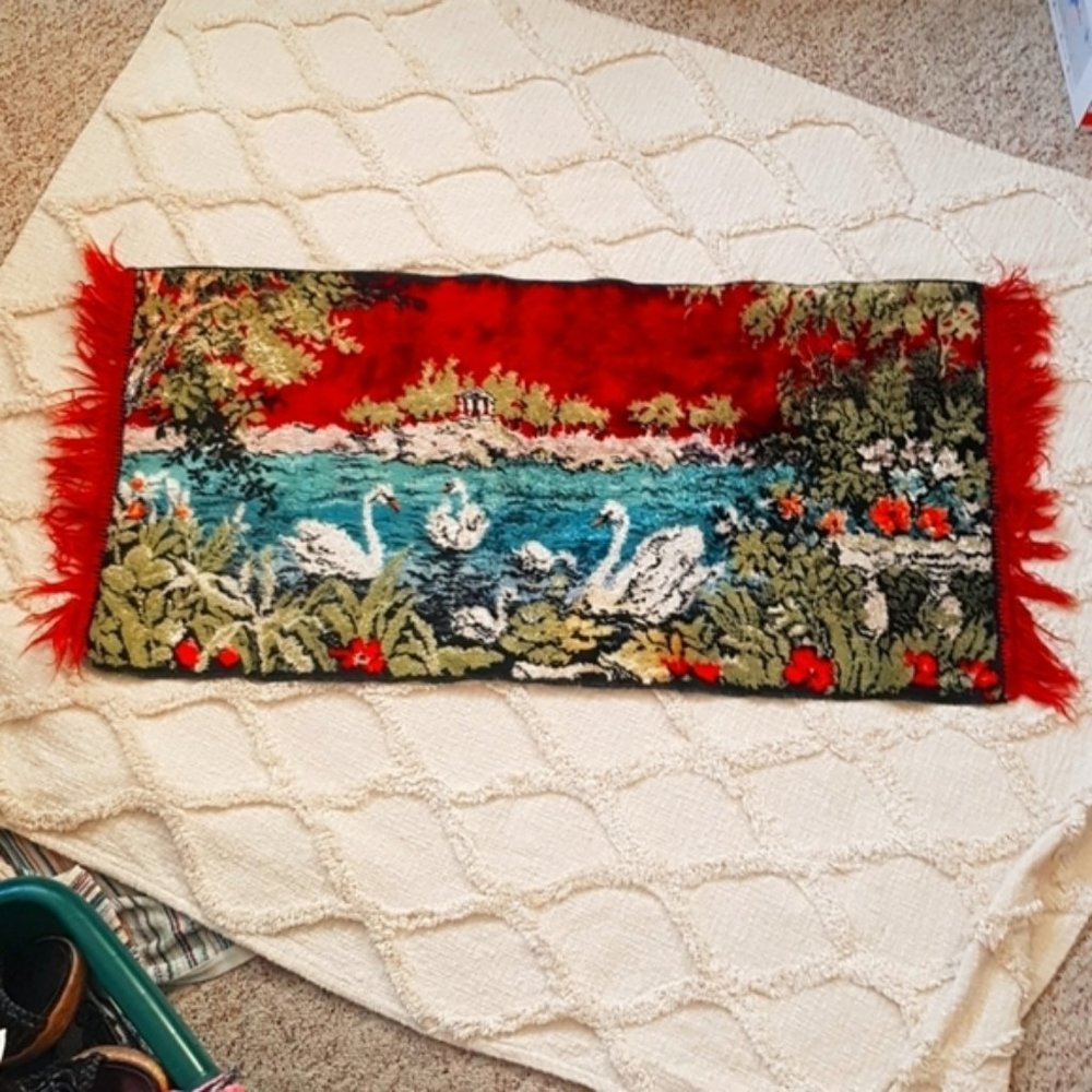 Vintage 1970s swan on a pond pastoral scene foot  or lap rug